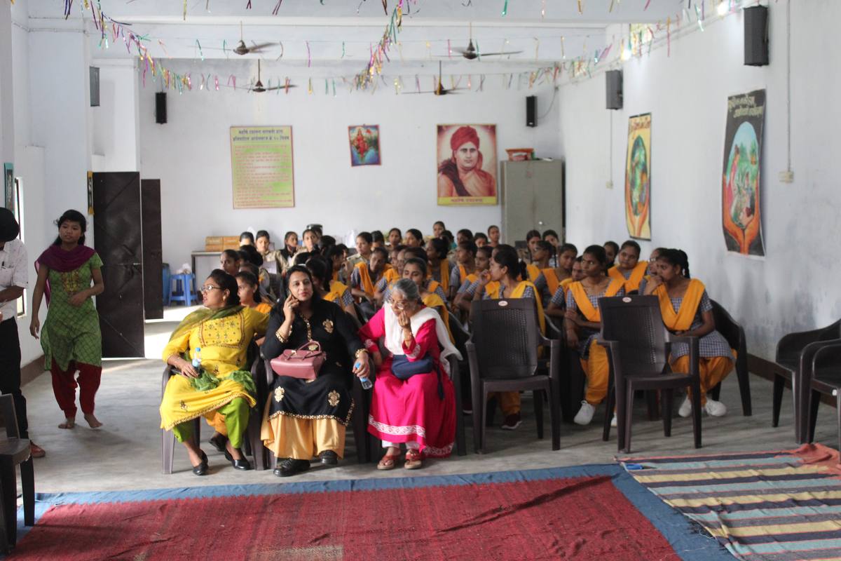 Tablet Distribution Program